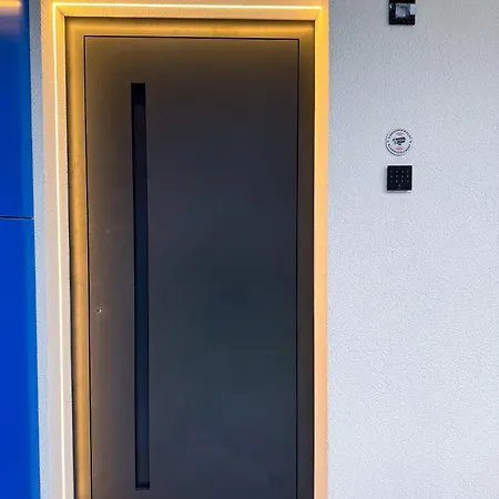 Luxus-penthouse Mit Weitblick Ueber 아파트