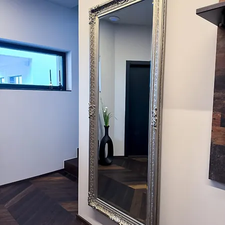 Luxus-penthouse Mit Weitblick Ueber شقة