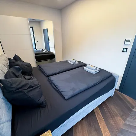 Luxus-penthouse Mit Weitblick Ueber *