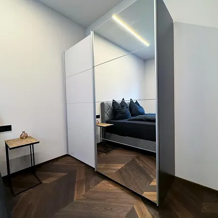 아파트 Luxus-penthouse Mit Weitblick Ueber 그라츠