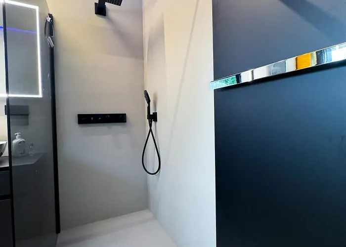 Luxus-penthouse Mit Weitblick Ueber *