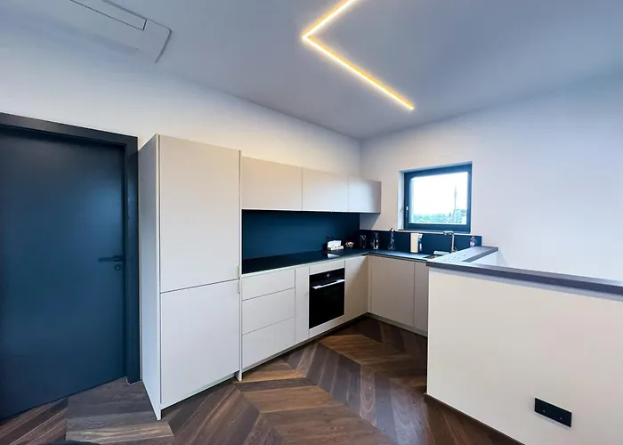 Luxus-penthouse Mit Weitblick Ueber