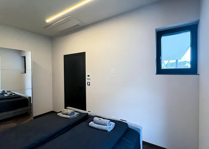 Luxus-penthouse Mit Weitblick Ueber *